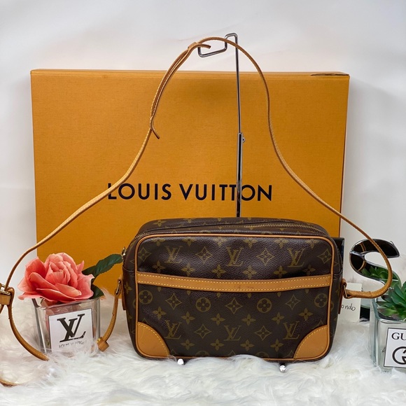 Louis Vuitton Handbags - Authentic  Vintage Louis Vuitton Trocadero 30